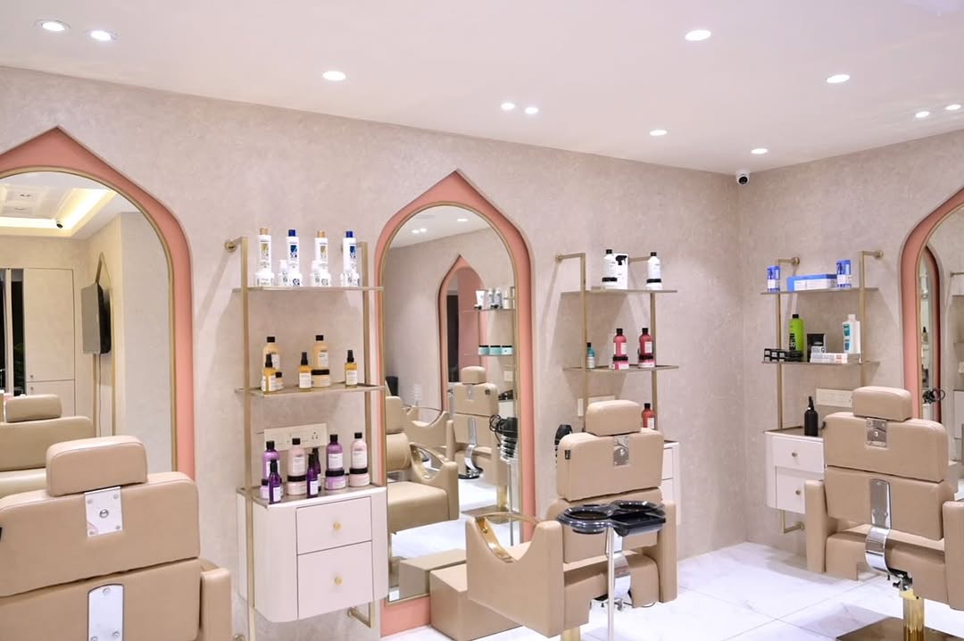 Client receiving a stylish haircut